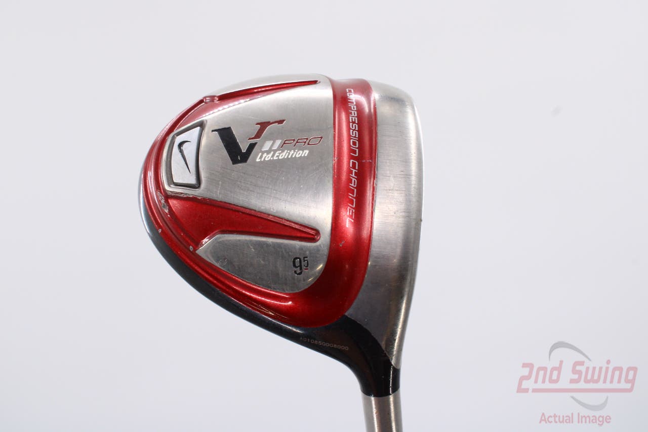 Nike Victory Red Pro Driver 9.5° Attas International Series Graphite Stiff Right Handed 45.0in