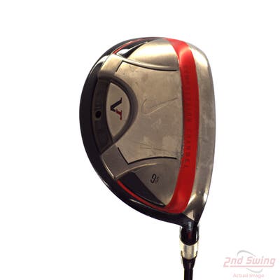 Nike Victory Red Str8-Fit Tour Driver 9.5° Aldila VooDoo SVR6 Graphite Regular Right Handed 46.25in