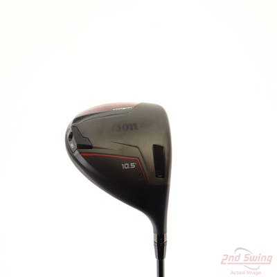 Wilson Staff Dynapwr Carbon Driver 10.5° UST Mamiya Helium Black Nanocore 5 Graphite Stiff Right Handed 45.75in